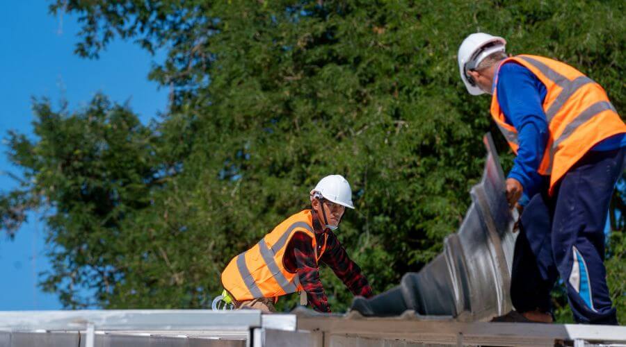 Professional new roof installation services in Everett, WA